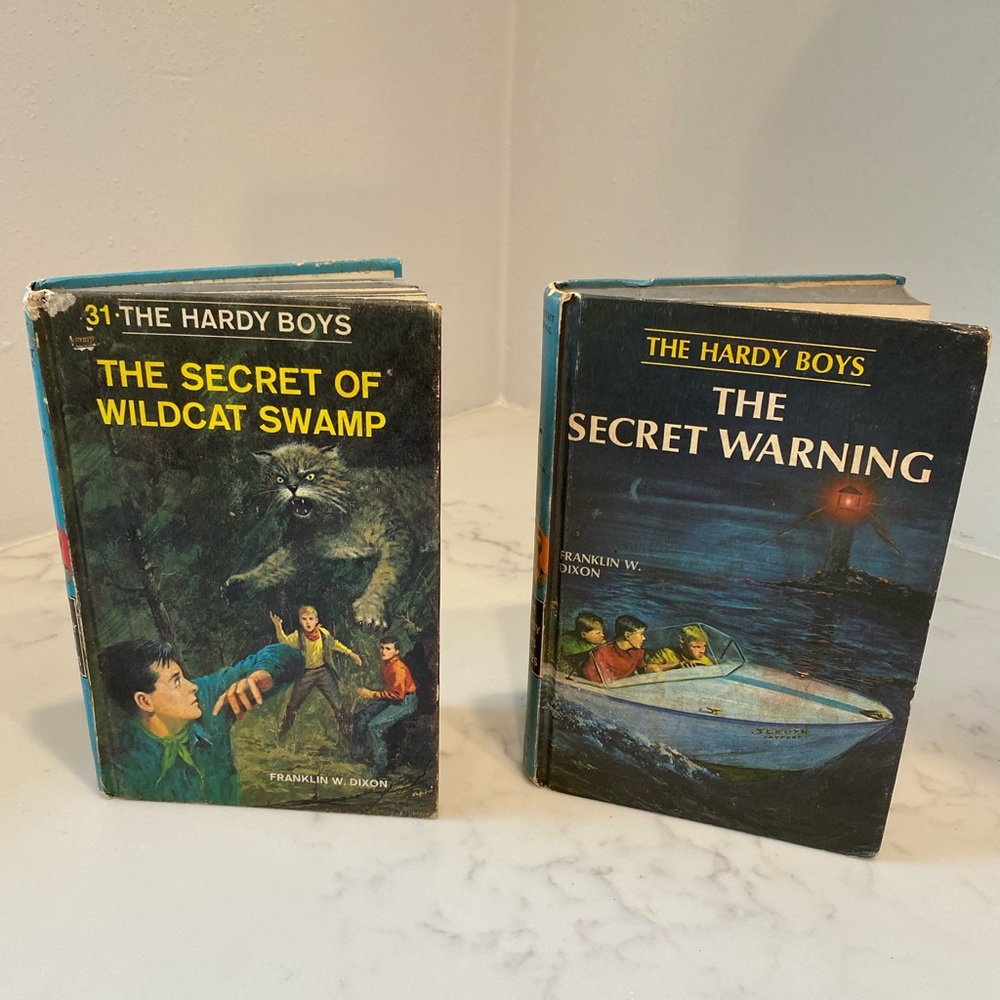 Lot of Two Vintage Hardy Boys Mystery Books